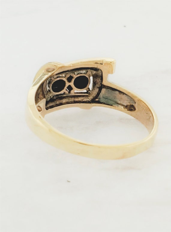 10k Yellow Gold Vintage Ladies Sapphire Ring - image 3