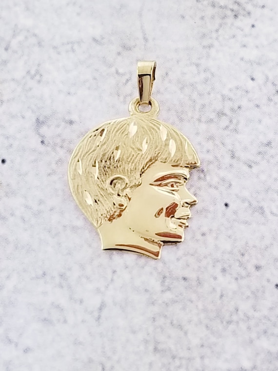 14k Yellow Gold Vintage Boys Face Charm