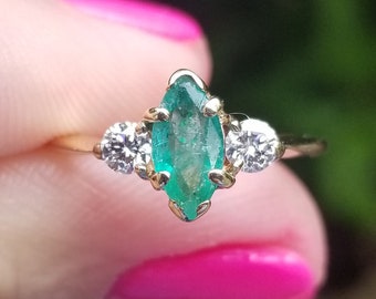 14k Yellow Gold Vintage Emerald and Diamond Ring