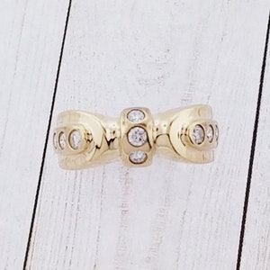 14k Yellow Gold Diamond Ring
