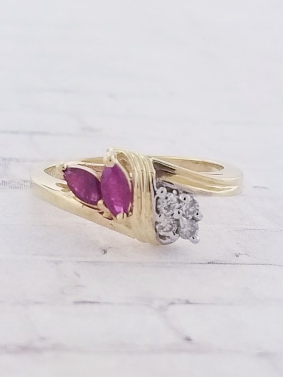 10k Yellow Gold Vintage Ruby and Diamond Ring - image 1