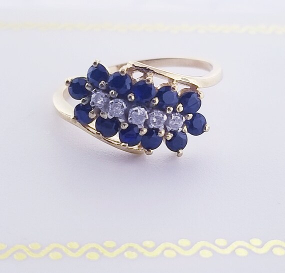 10k Yellow Gold Vintage Sapphire and Diamond Ring - image 6