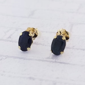 Boucles d’oreilles en or jaune saphir 14k