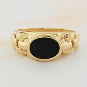 14k Yellow Gold Vintage Black Onyx Ladies Ring