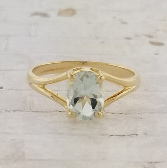 14k Yellow Gold Blue Topaz Ring - image 4