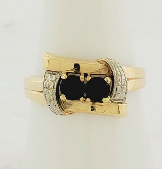 10k Yellow Gold Vintage Ladies Sapphire Ring - image 4