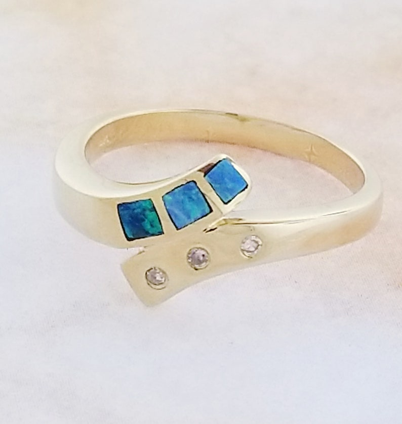 14k Yellow Gold Vintage Opal and Diamond Ring image 2