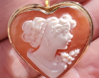 14k Yellow Gold Vintage Cameo Pendant/Brooch