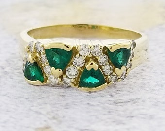18k Yellow Gold Vintage Emerald and Diamond Ring