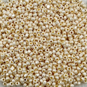 Vintage Size 11/0 Czech Charlotte Glass Seed Beads, 11-12 grams, One Cut Seed Bead, True Cuts, Jewelry Making Supply, Beading CH11-45