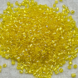 Vintage Czech Tri-Cut Seed beads, Size 9/0, 3 Cut, Sunshine Yellow, 11 grams, Czech Glass Seed Beads, Beadwork, Jewelry Supply