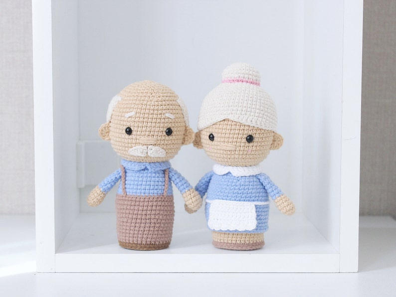 Crochet pattern grandma, grandpa, amigurumi doll, Mothers day gift, Fathers Day, PDF English pattern image 2