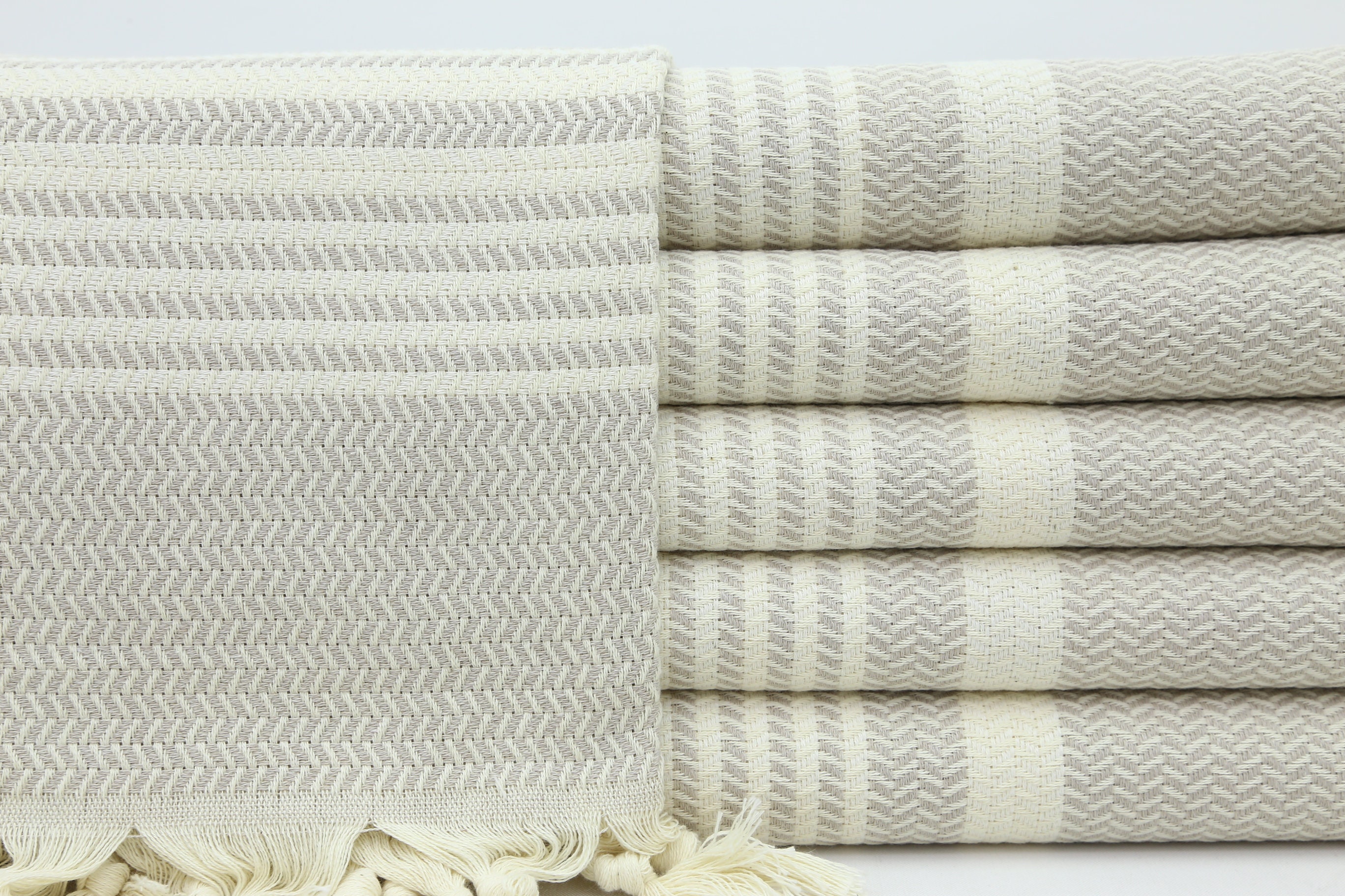 Cotton towel wholesale price hotsell