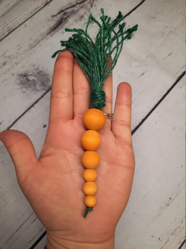 Easter Beaded Carrot Trio Tiered Tray D\u00e9cor