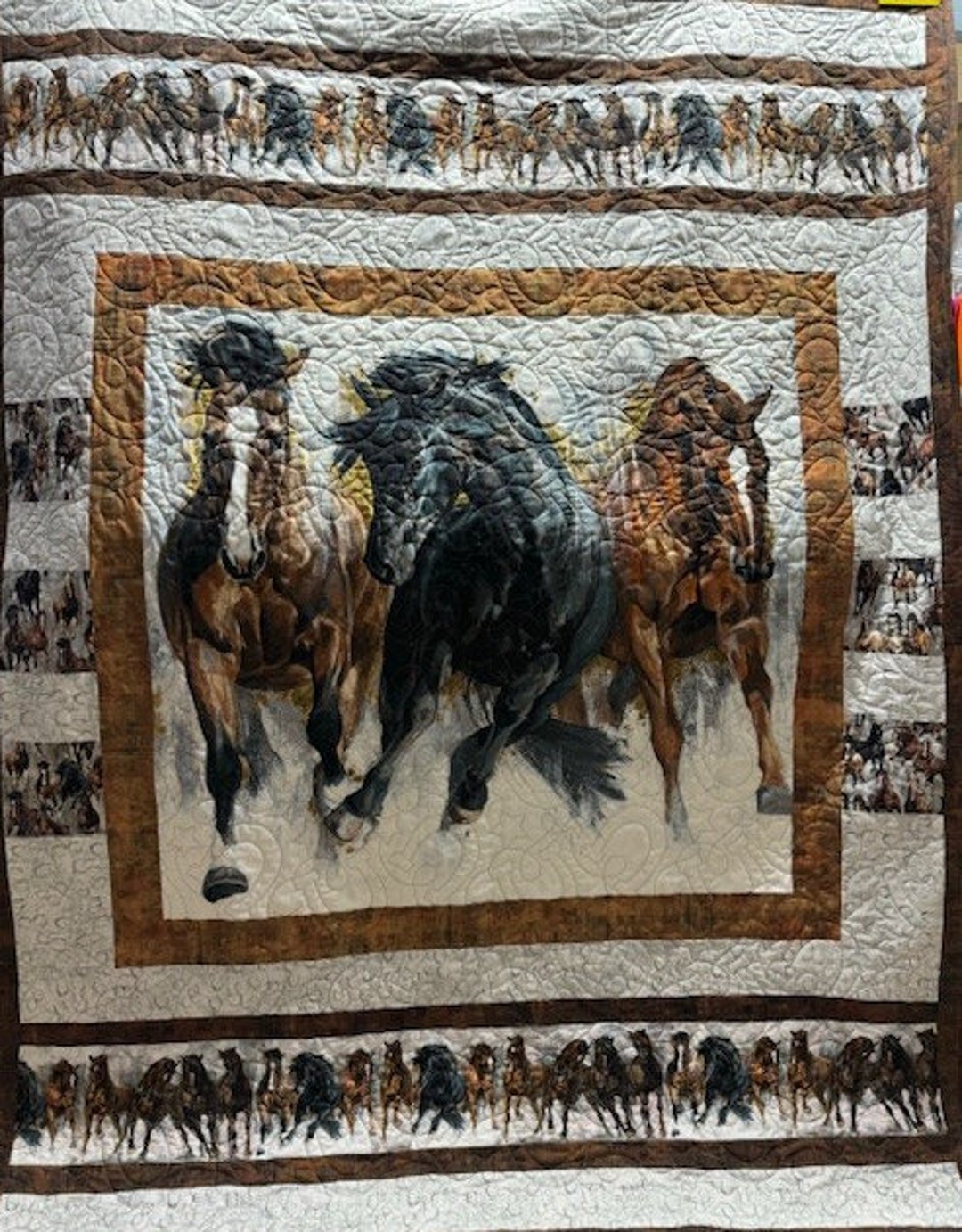 Artistic Running Horse Quilted Blanket NCU0PD527