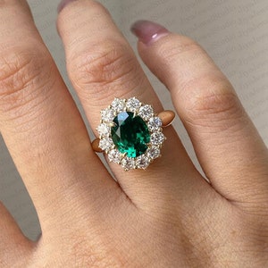 Art Deco 2.50 Ct Oval Green Emerald & Diamond - Art Deco Halo Engagement Wedding Ring - Women&#39;s Anniversary Gift Ring - 14K Yellow Gold Over