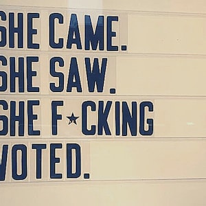 Postal de mujeres fuertes, postal feminista, postal de votación, postal inspiradora, postal de sufragio femenino, postal de Rosie la remachadora