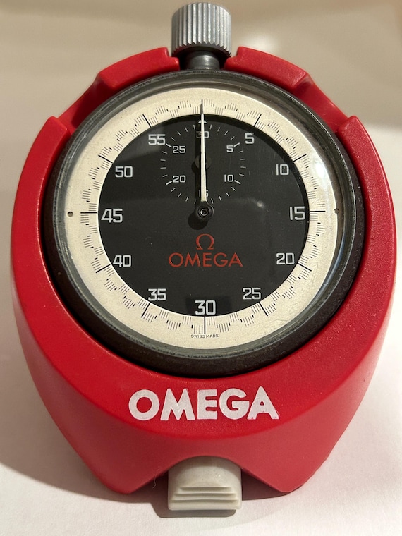 Cronometro Omega MG6301 de 55 mm de diametro en caja original con cordon NOS Etsy Espana