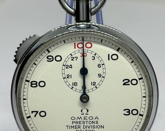 Cronómetro Omega ref. MG1176 con calibre 8300, 51 mm de diámetro.