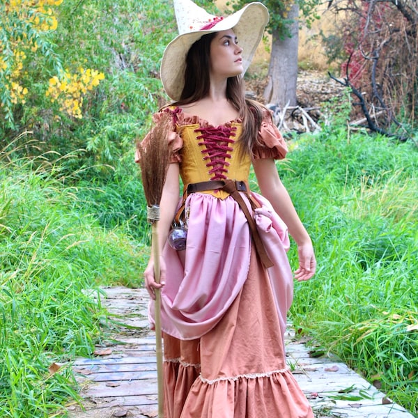 Cosplay de disfraces inspirado en brujas renacentistas