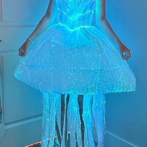 jellyfish prom dress Princess Bud Oversized Rose Tulle Floor-Length Wedding PreppyDress Jelly Fish inspired fashion with