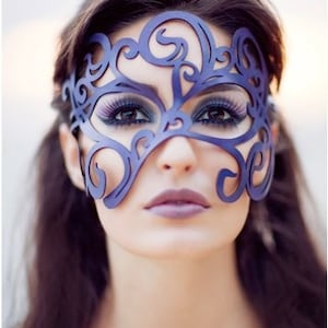Swirly - Ledermaske (Farbe auswählen)