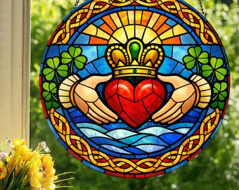 Claddagh: Fensterbehang im Stained Glass Style