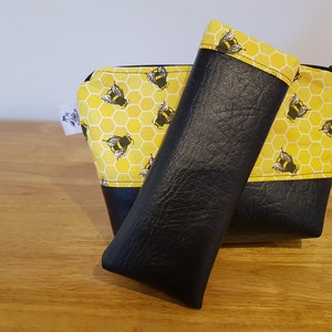 Bee Design Make up Bag Glasses case