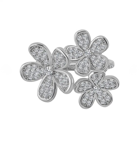 Gorgeous Floral Design Platinum Vermeil Ring.