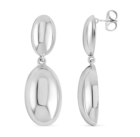 Stunning Platinum Vermeil Dangling Earrings.
