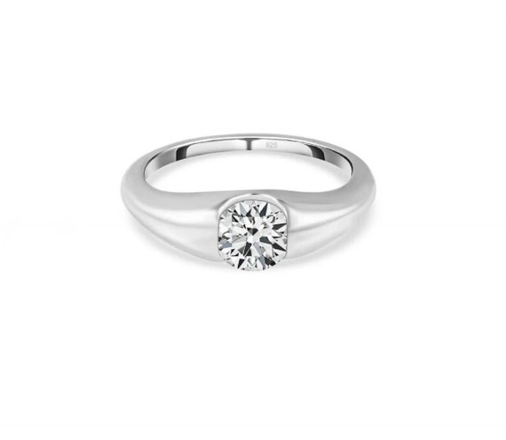Stunning Swarovski Zirconia & Platinum Vermeil Solitaire Ring.