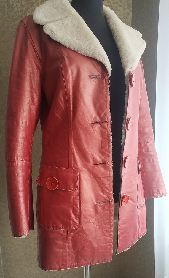 Stunning natural sheepskin coat, soft, rose gold, vin… Gem