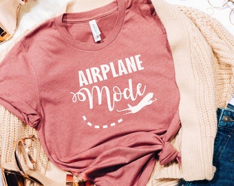 Camisa modo avión, camisa de mujer, camiseta de viaje, regalo de aventurero, regalo para viajero, modo avión, camisa de vacaciones