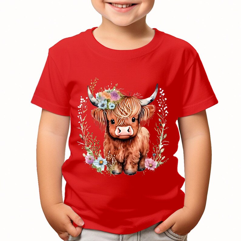 Adorable Highland Cow T-Shirt With Colorful Floral Design Cute Cartoon Animal Tee Friendly Gift #T490 immagine 5
