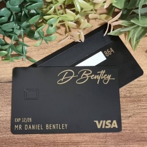 Carta di credito in metallo, carta di credito Millionaires Club, carta di credito personalizzata, chip 4442, banda magnetica HiCo a 3 tracce, la tua immagine su una carta