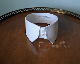 The ALDRIDGE Men's Detachable Collar