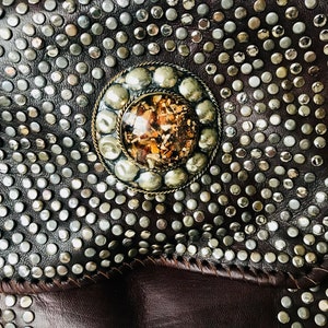 Leather bag with rivets image 4