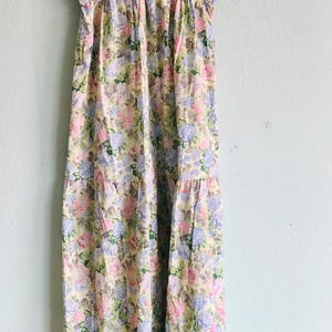 Dress with flowers and denim fabric