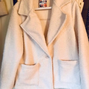 Chaqueta mujer crema