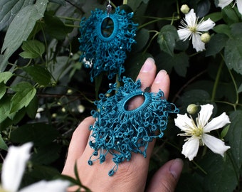 Pendientes de araña de borlas turquesas, pendientes de aro con flecos hechos a mano para mujer, pendientes boho ligeros en cascada