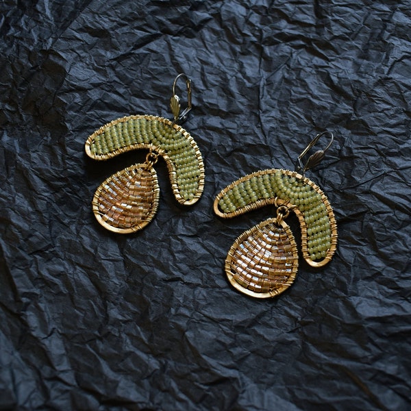 Yellow green fruit earrings for women, Statement colorful beaded lemon fruit dangle earrings, Unique handmade wire wrapped bohemian jewelry