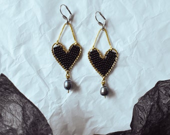 Heart earrings for woman, Black heart dangle earrings with pearl drop, Unique handmade jewelry gift for woman