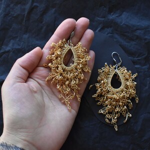 Tassel earrings gold for women, Fringe earrings handmade with beads, Dainty bohemian chandelier earrings, Unique designer jewelry for her zdjęcie 8