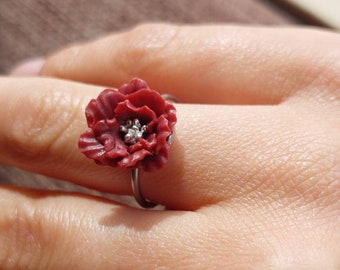 Light maroon flower statement ring | floral statement ring | statement ring || polymer clay ring | Dúil || Rings | adjustable ring