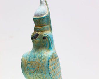 Ägyptischer Gott Horus Statuette, Horus Statue, Gott des Himmels, ägyptischer Horus, Falkengott. Hergestellt in Ägypten mit Sorgfalt und Liebe