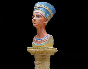 Spectacular Queen Nefertiti - One Of A Kind - Made In Egypt