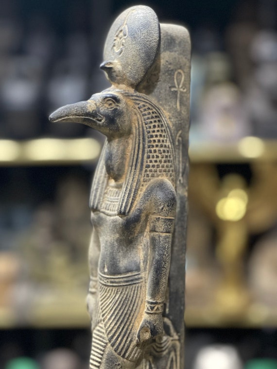 古代エジプトのトート神像。月の神であり、知恵の神。色はカスタマイズ