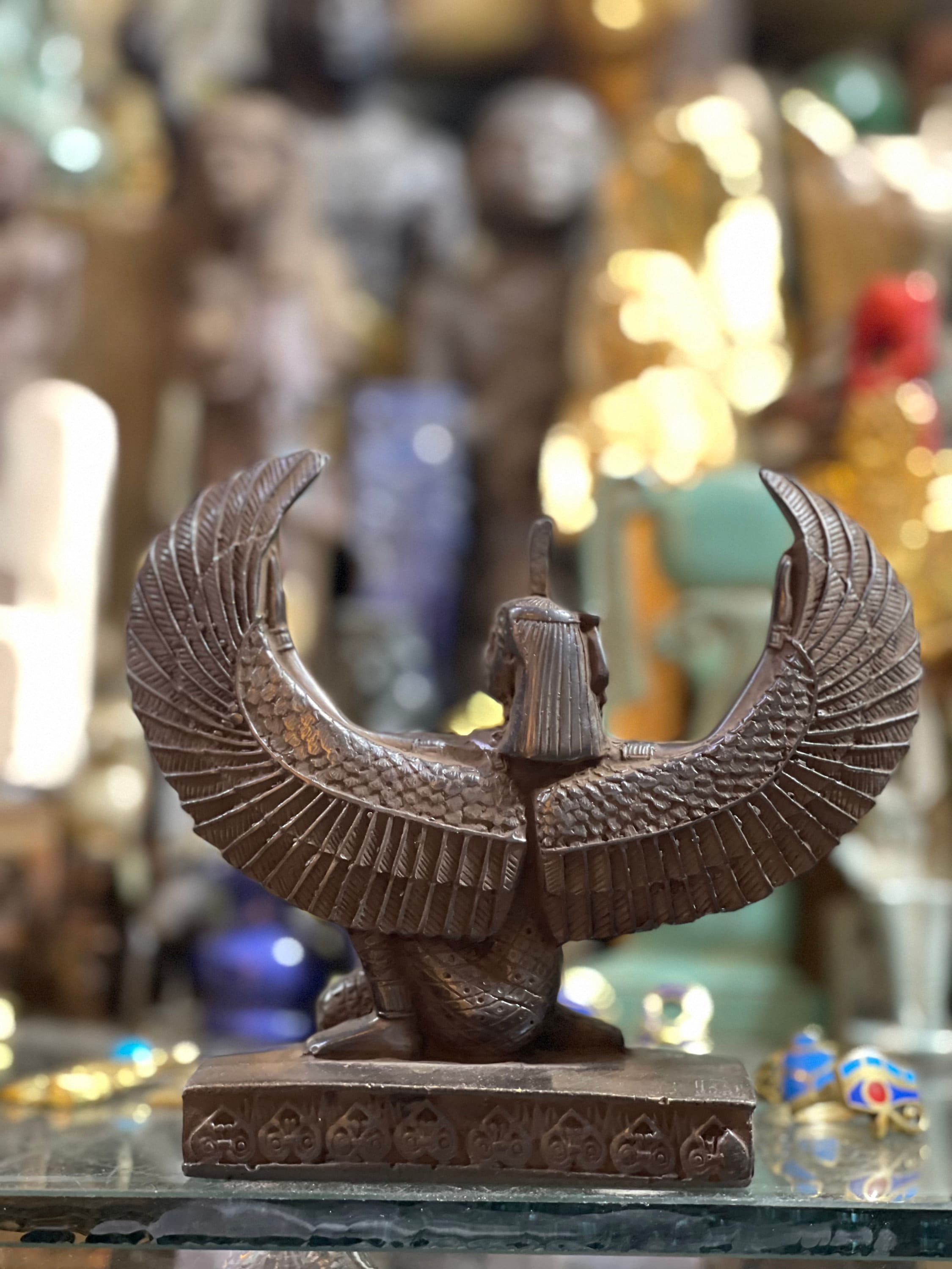 エジプト神話 女神マアト 彫刻 エジプト神話・神名リスト：マアト