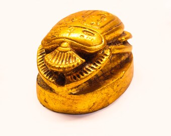 古代エジプトのスカラベのレプリカ - エジプトのカブトムシのスカラベ