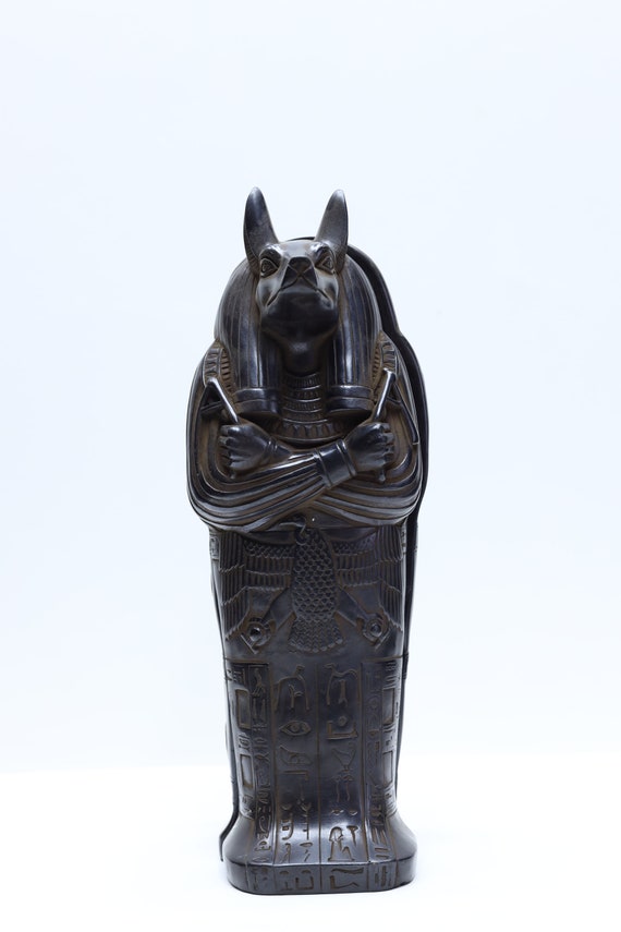 アヌビス ミイラ 棺桶 エジプトのミイラが入った古代エジプト神